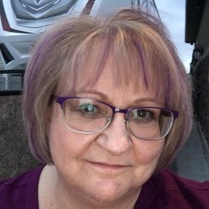 Meet your Posher, Mayva